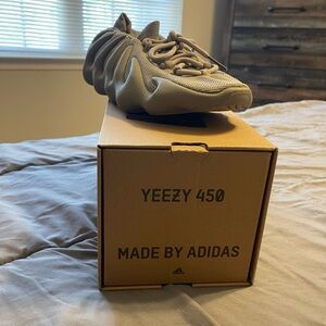 Yeezy 450